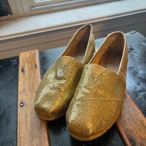 TOMS Women's Gold Glitter Shoes